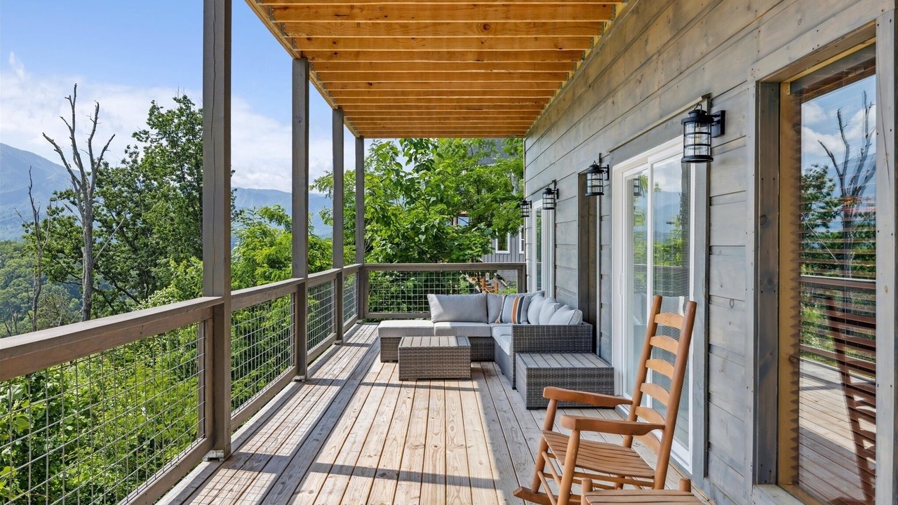 Photo of Patio Balcony in Chalet Village North