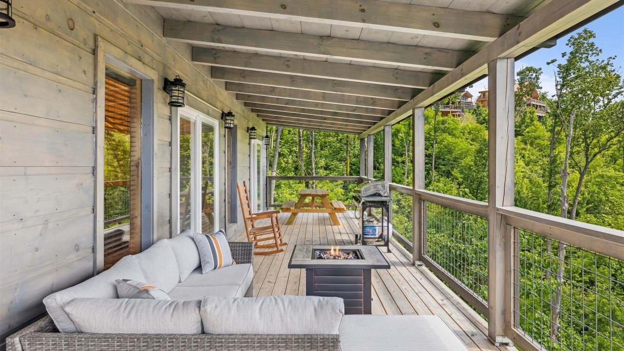 Photo of Patio Balcony in Chalet Village North