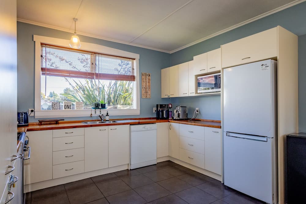 Photo of Kitchen in Raetihi