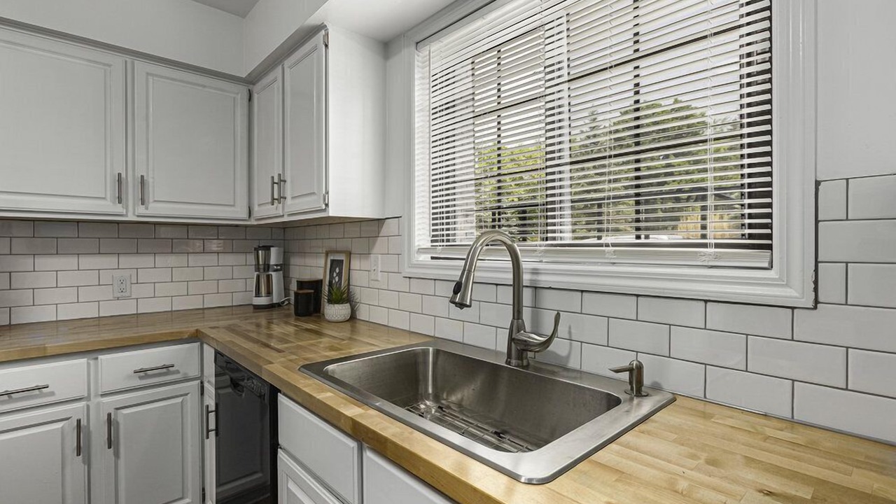 Photo of Kitchen in Forest Hills