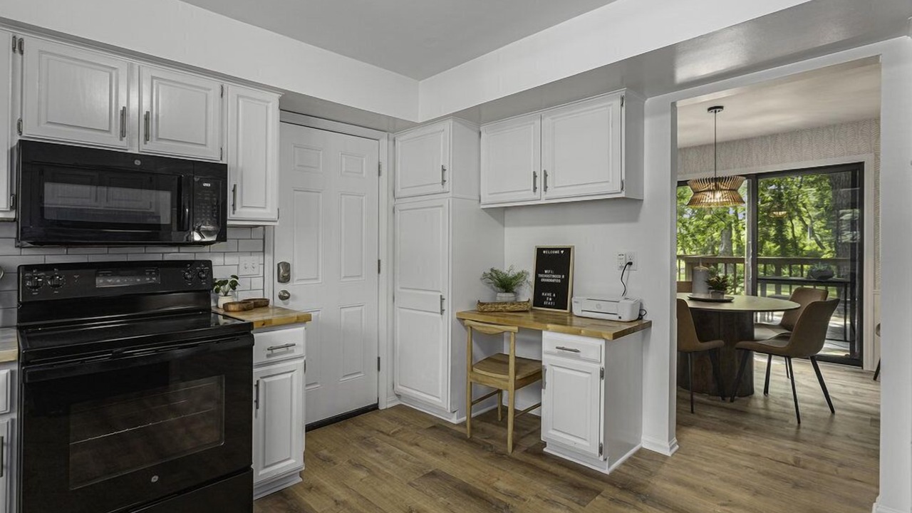 Photo of Kitchen in Forest Hills