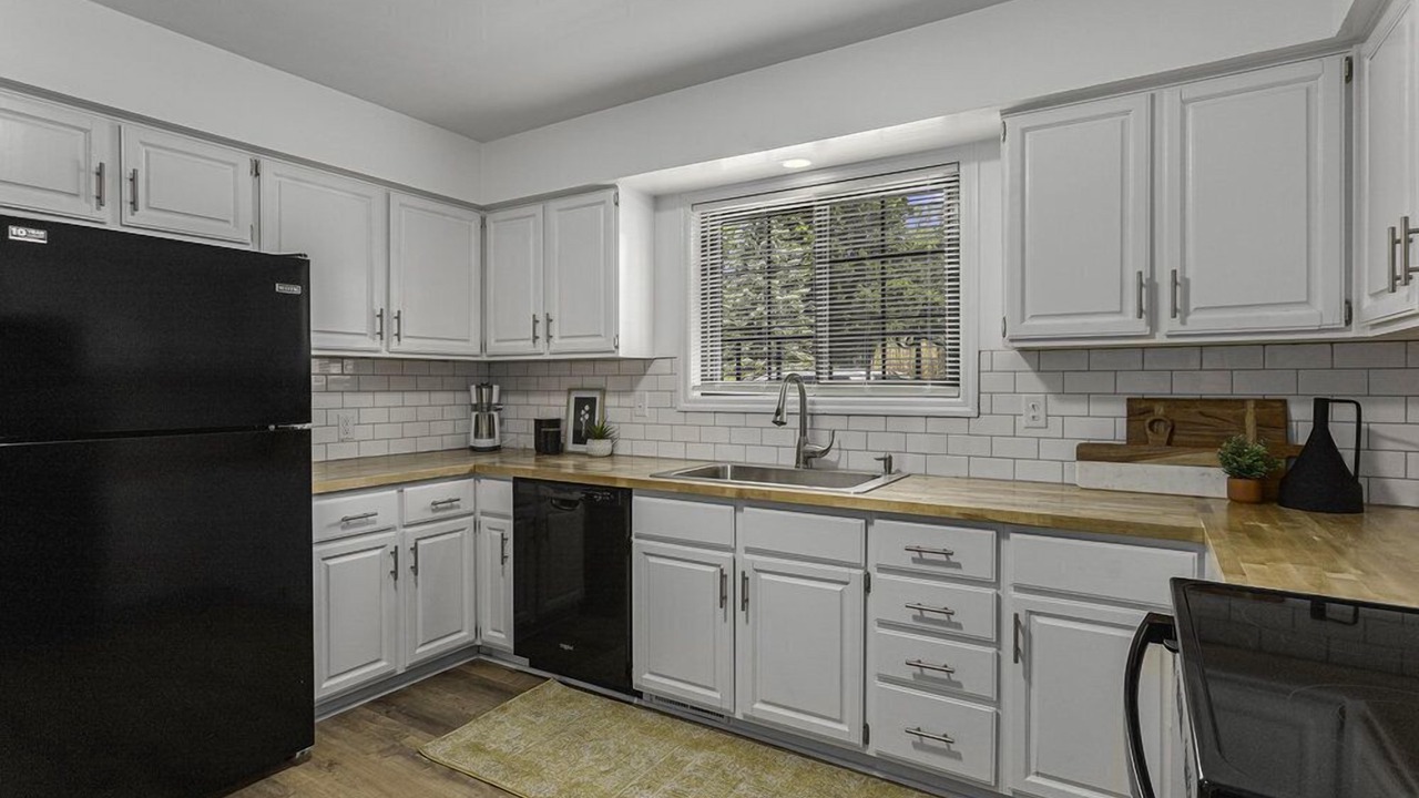 Photo of Kitchen in Forest Hills