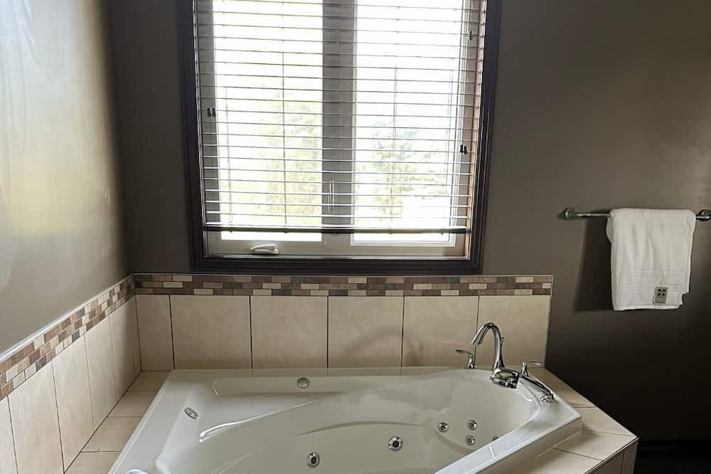 Photo of Bathroom in Mayfield
