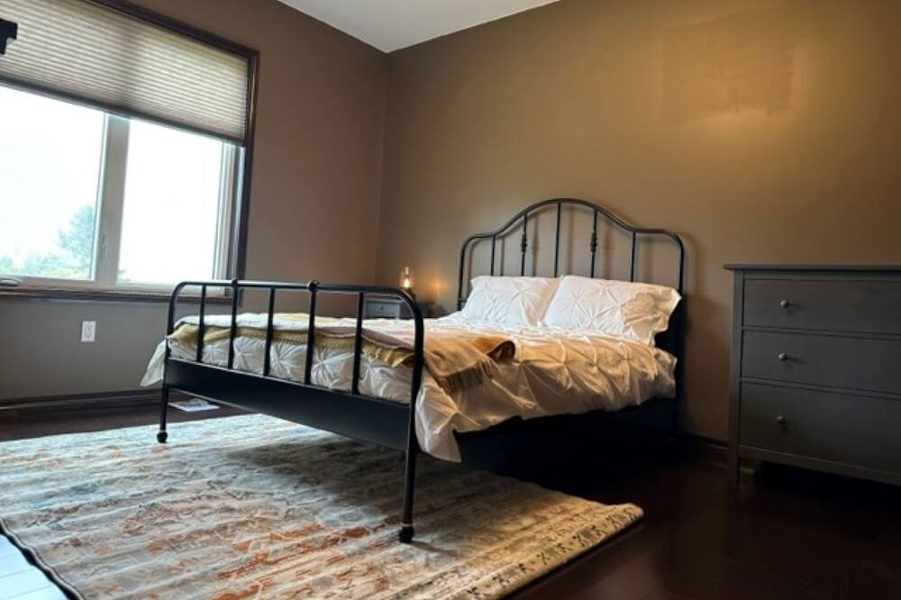 Photo of Bedroom in Mayfield