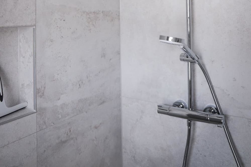 Photo of Bathroom in Sandberg