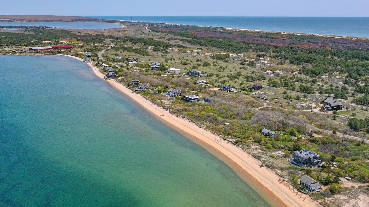 Photo of Others in Amagansett