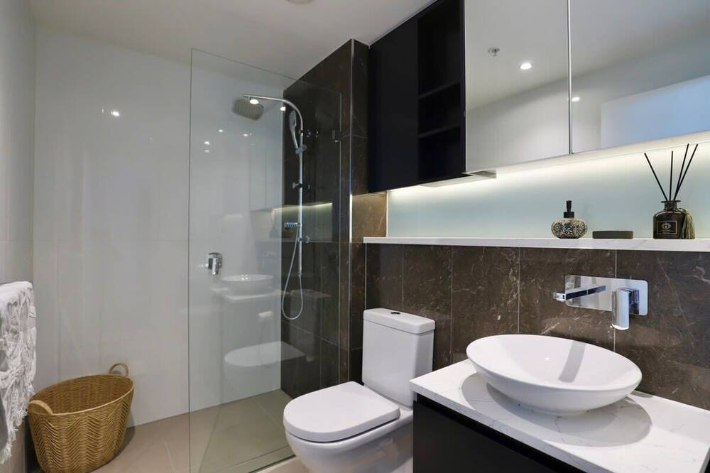 Photo of Bathroom in Wentworth Point