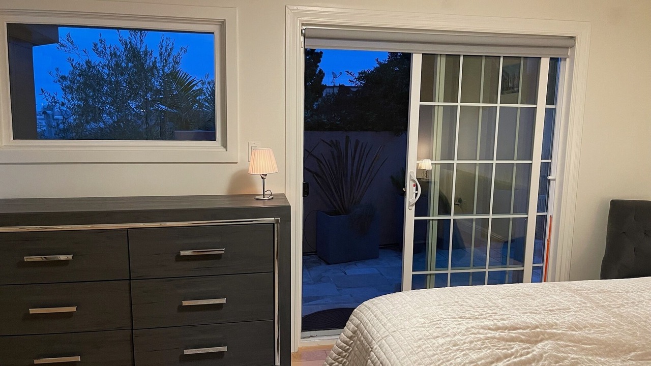 Photo of Bedroom in Eureka Valley