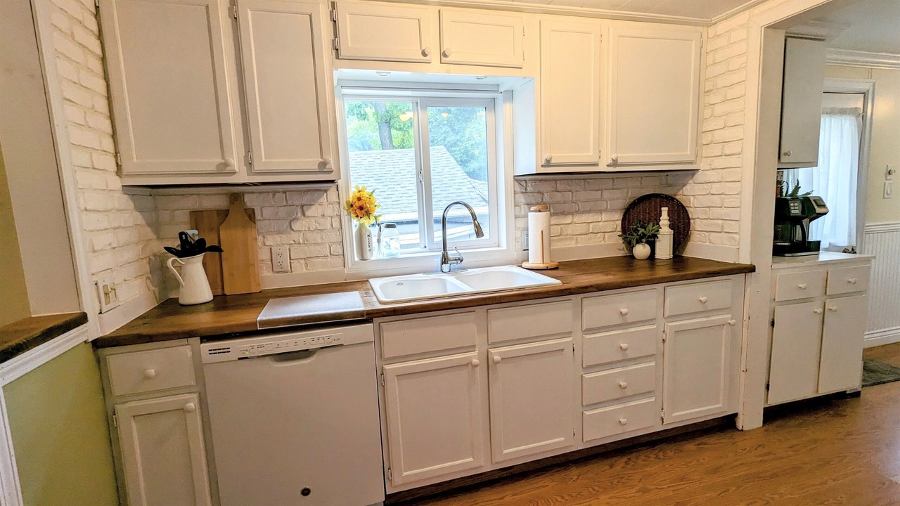Photo of Kitchen in Solon Township