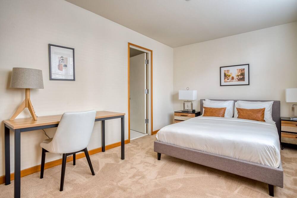 Photo of Bedroom in Russian Hill