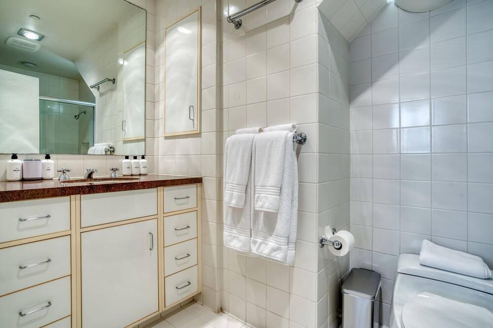 Photo of Bathroom in Russian Hill