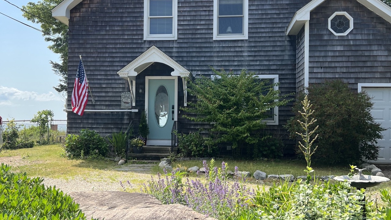 Photo of Outdoor in Clinton