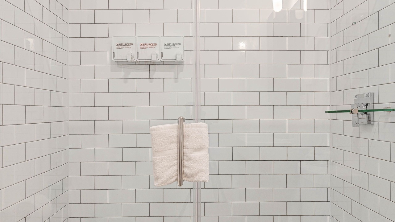 Photo of Bathroom in River West