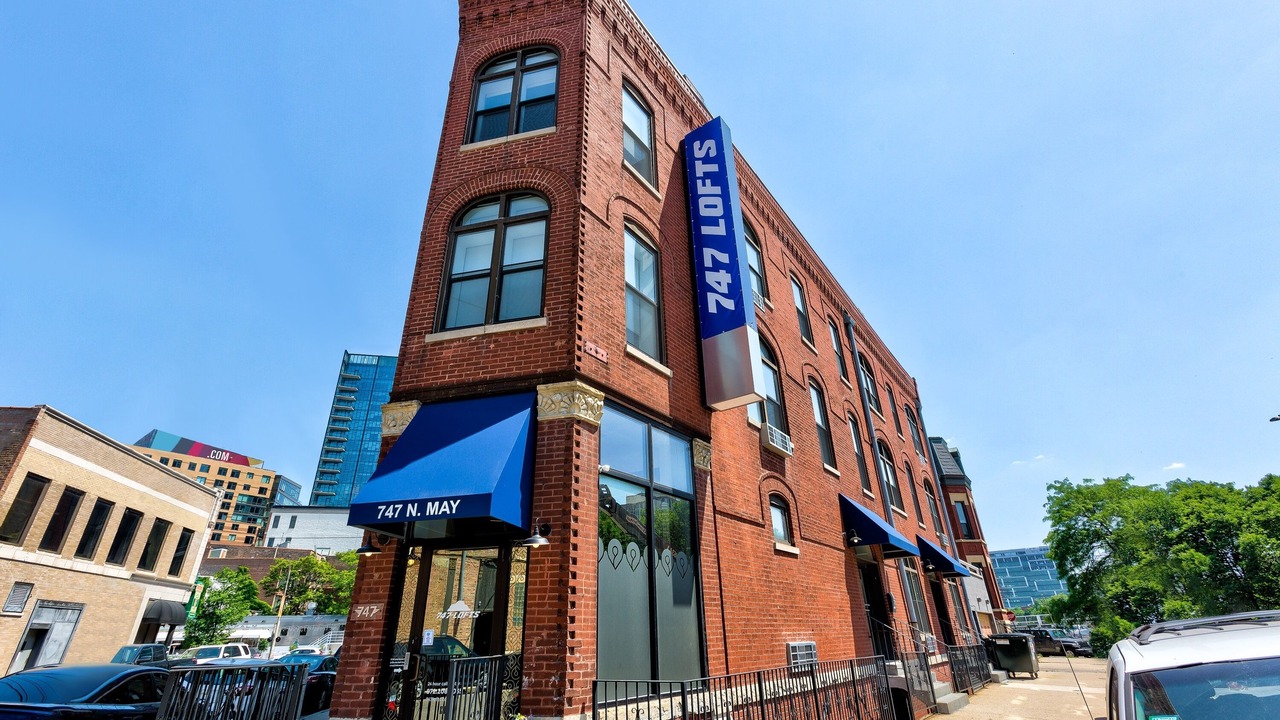 Photo of Outdoor in River West