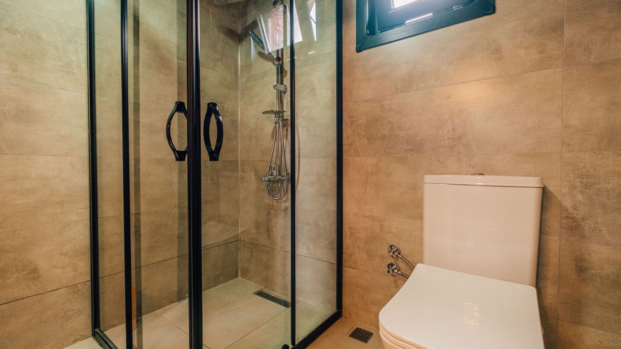 Photo of Bathroom in Yanik