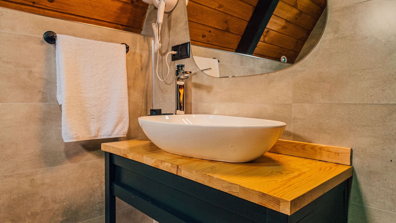 Photo of Bathroom in Yanik