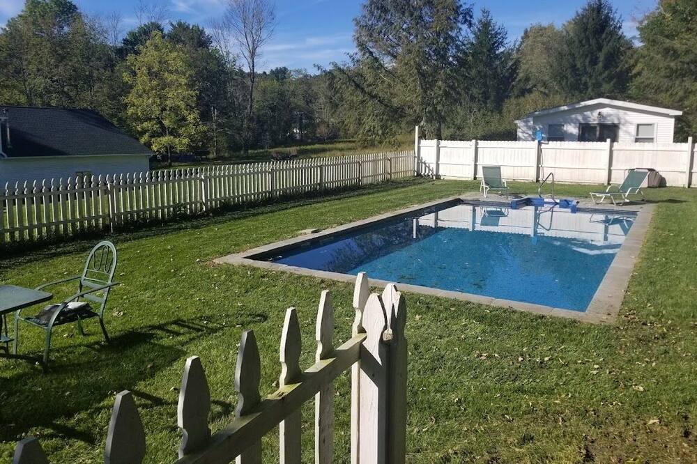 Photo of Outdoor in Jeffersonville