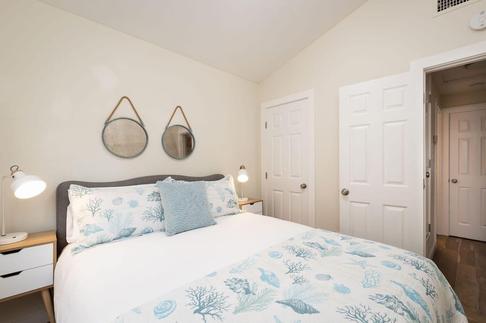 Photo of Bedroom in Sharp Park