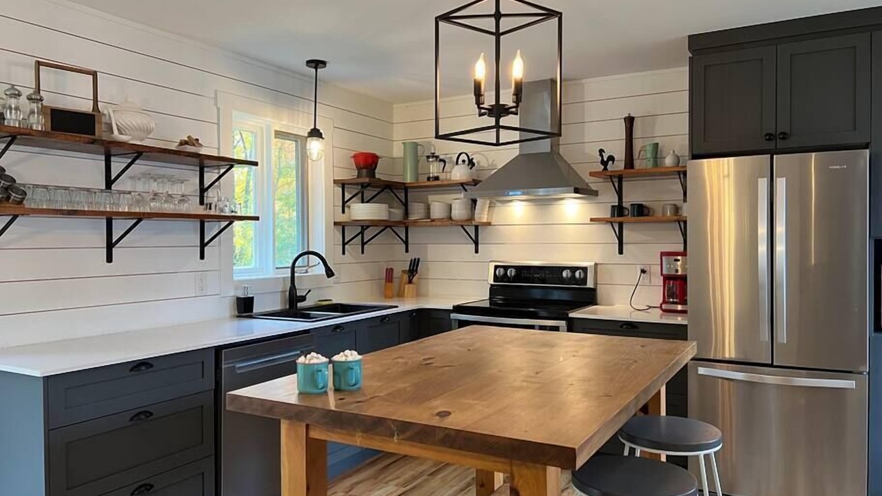 Photo of Kitchen in Lac-Brome