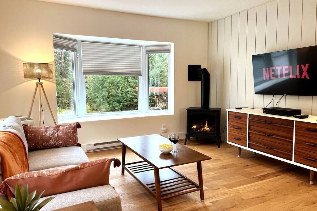 Photo of Livingroom in Eastman