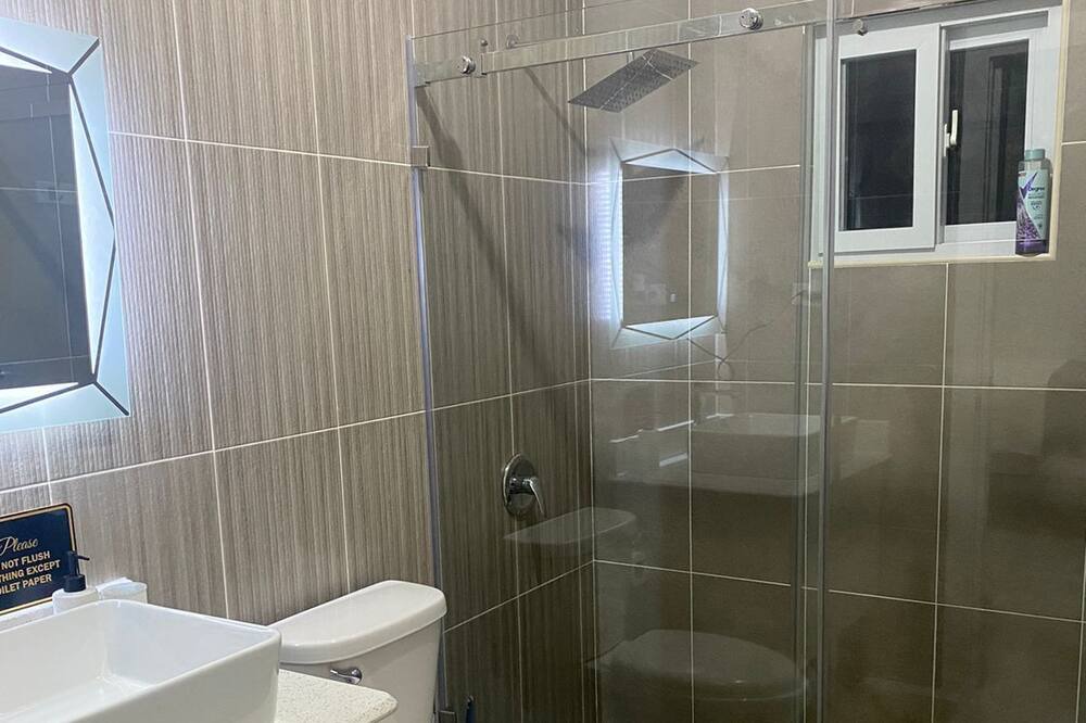 Photo of Bathroom in Havendale