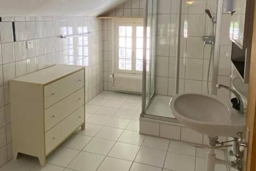 Photo of Bathroom in Gadmen