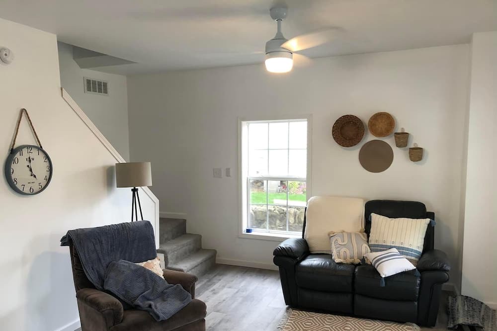 Photo of Livingroom in Farrandsville