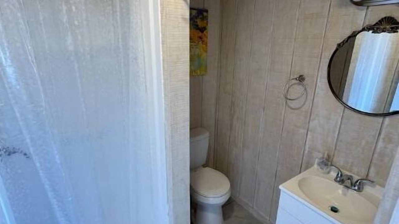 Photo of Bathroom in Riverhead