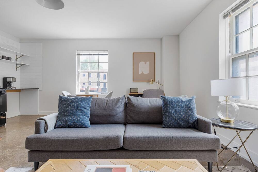 Photo of Livingroom in Uptown