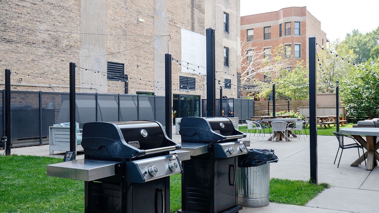Photo of Outdoor in Uptown