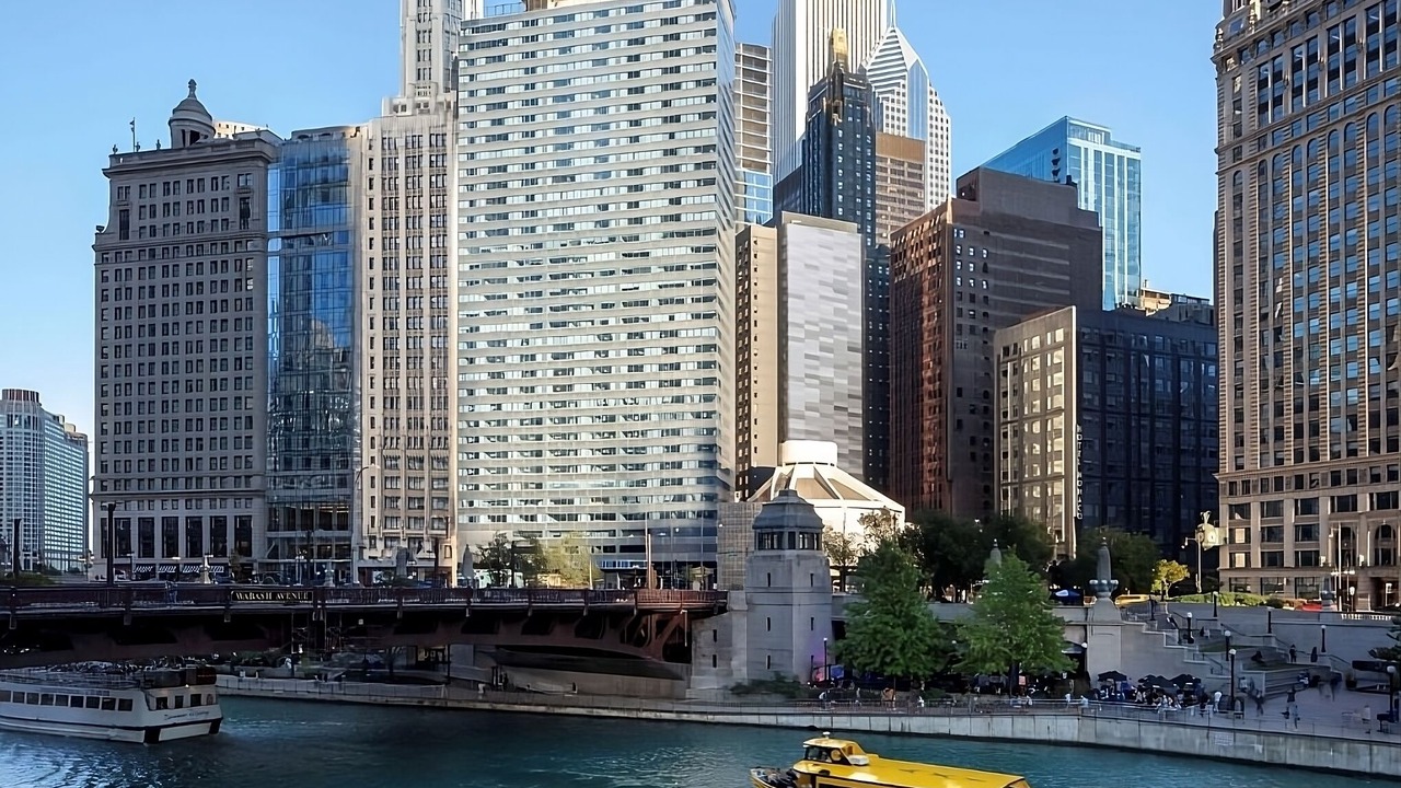 Photo of Others in Downtown Chicago