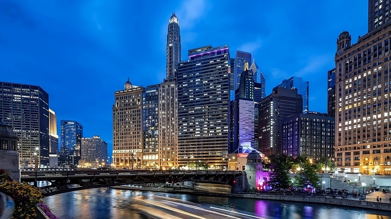 Photo of Outdoor in Downtown Chicago