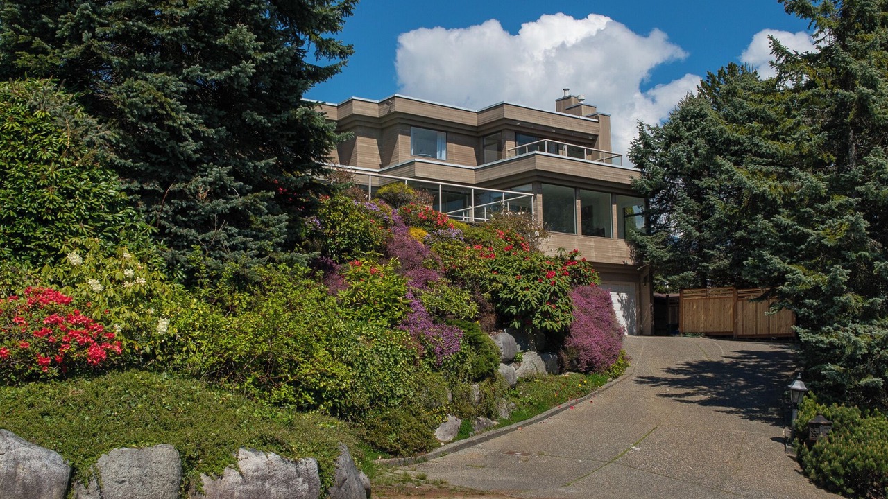 Photo of Outdoor in West Vancouver
