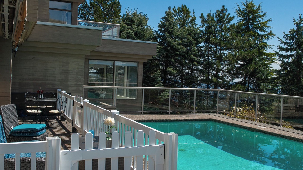 Photo of Outdoor in West Vancouver