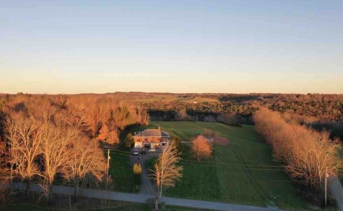 Photo of Outdoor in Jeffersonville