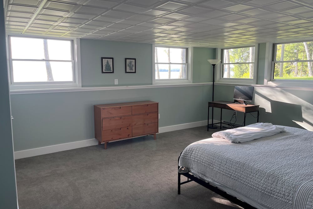 Photo of Bedroom in Newport