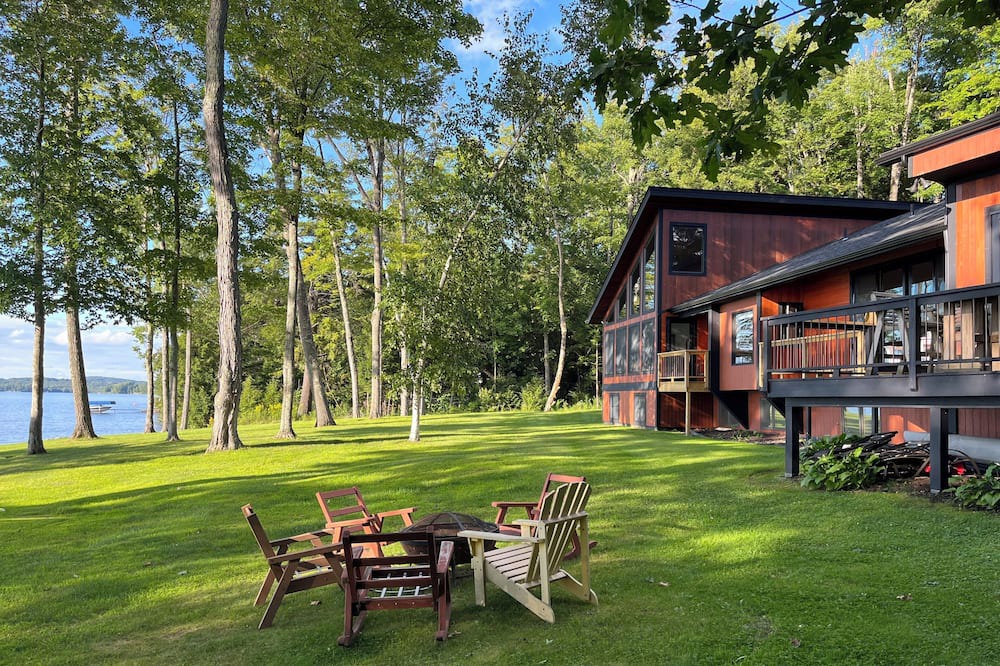 Photo of Outdoor in Newport