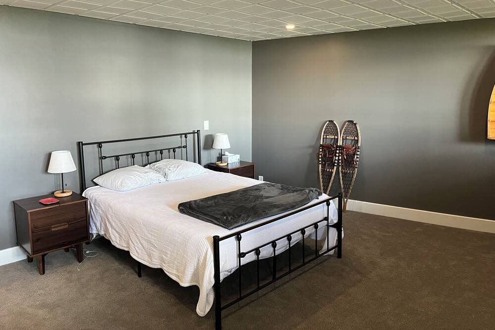 Photo of Bedroom in Newport