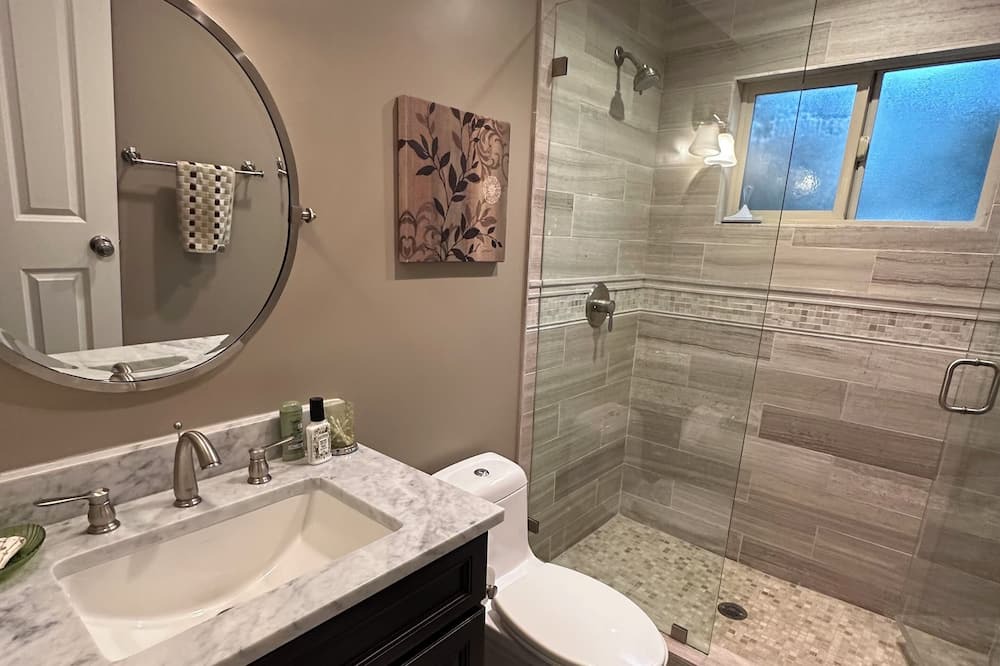 Photo of Bathroom in Moss Beach