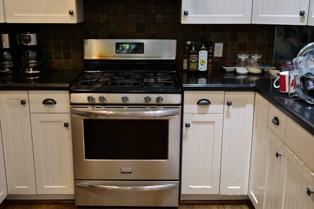 Photo of Kitchen in Squamish