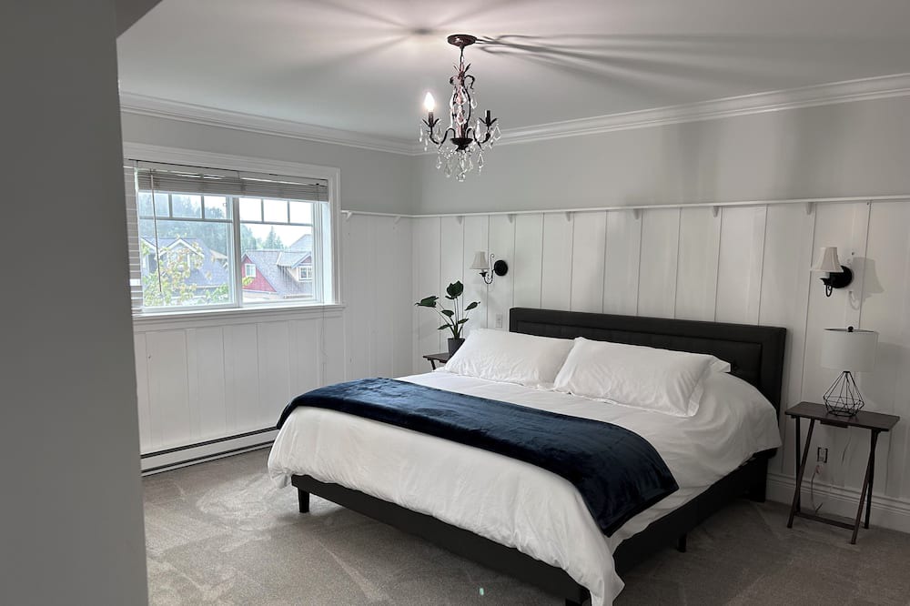 Photo of Bedroom in Squamish