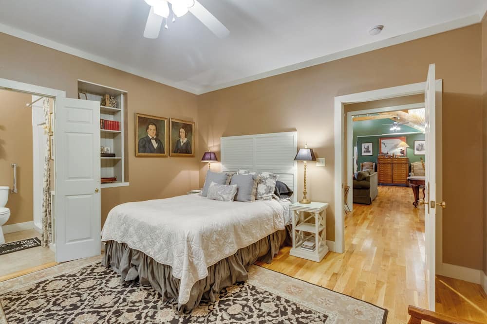 Photo of Bedroom in Monteagle