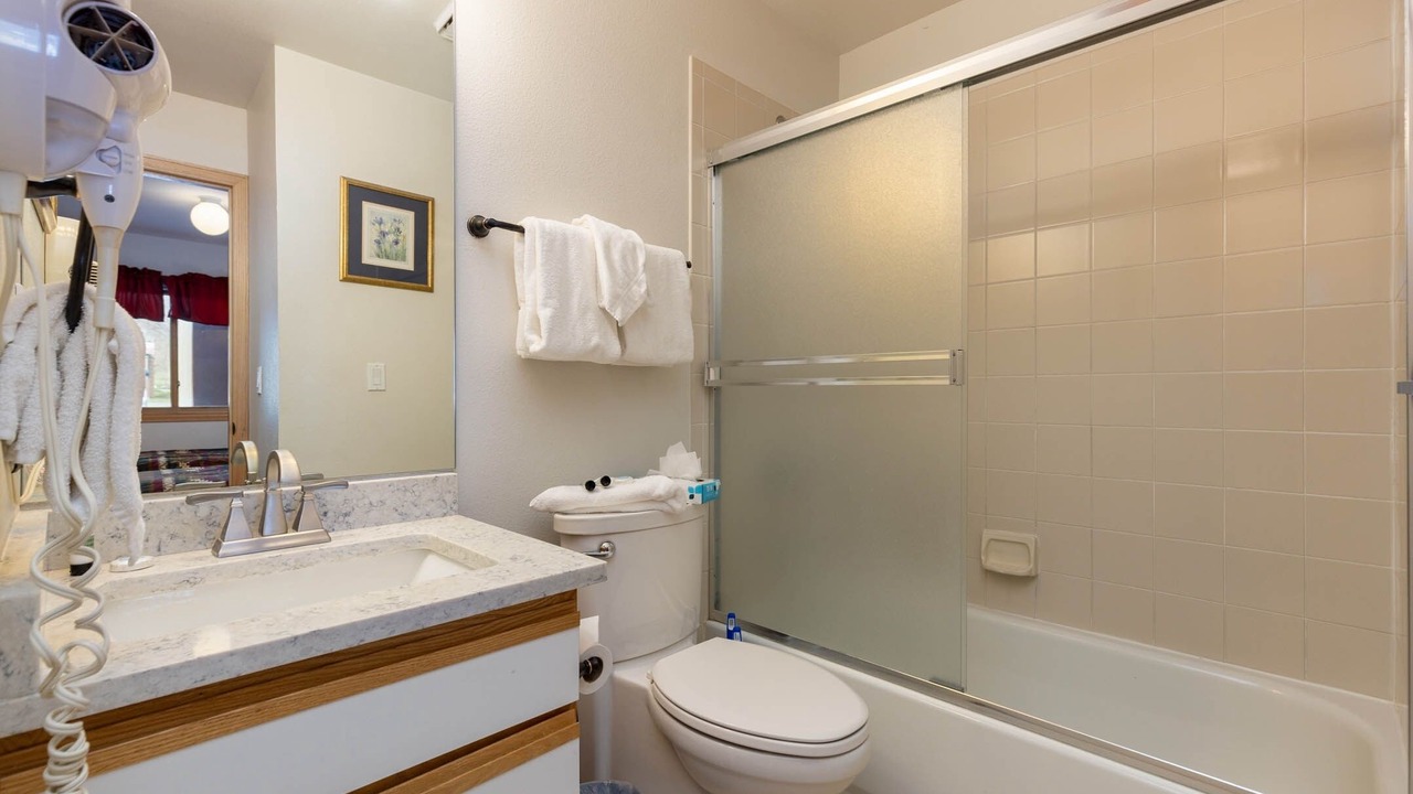 Photo of Bathroom in Mountain House