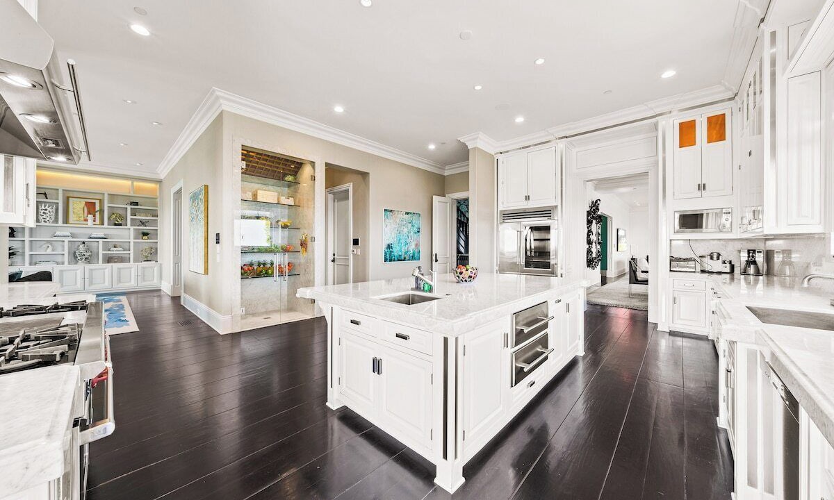 Photo of Kitchen in Eastern Malibu