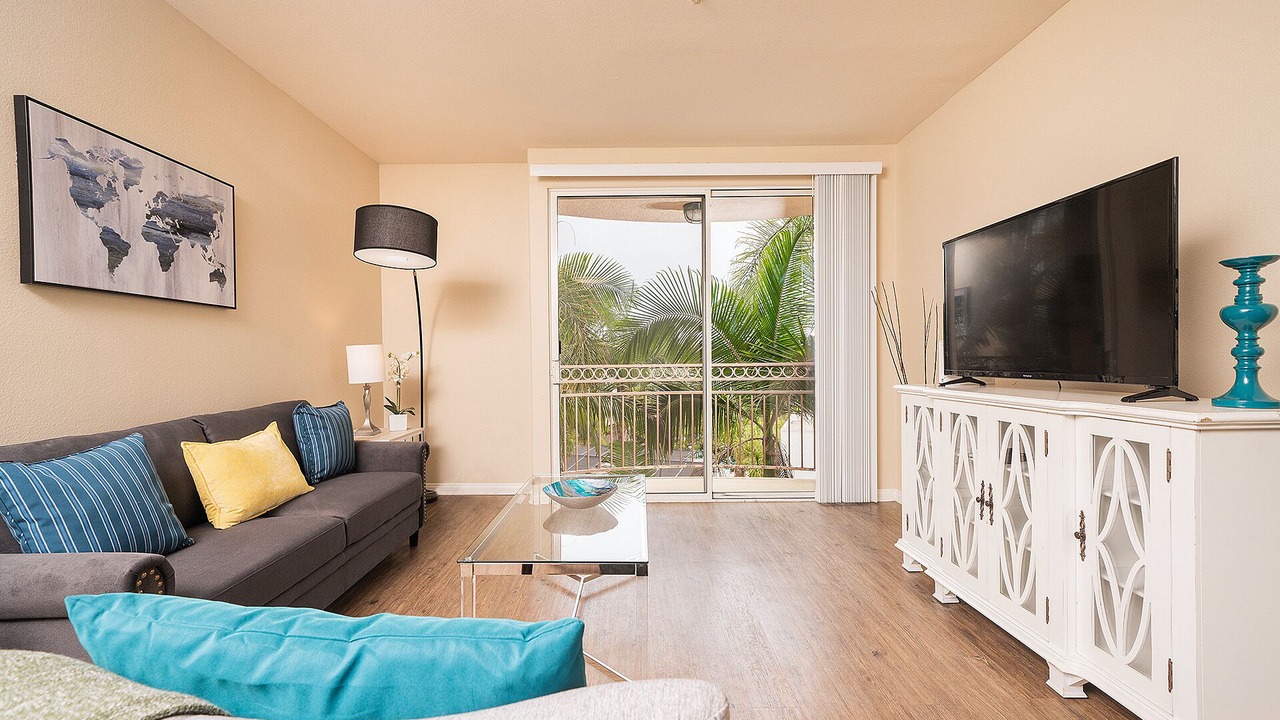 Photo of Livingroom in Del Rey
