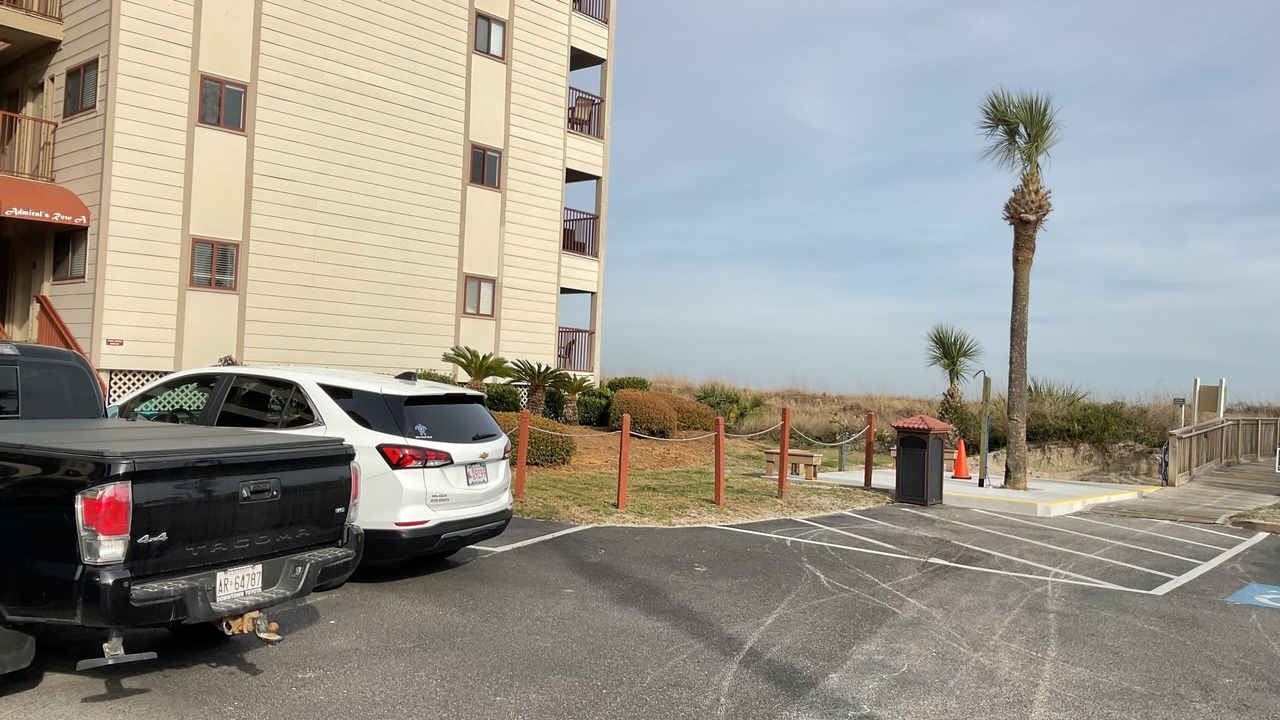 Photo of Outdoor in Folly Field