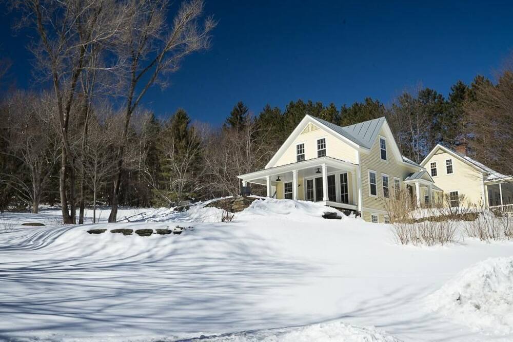Photo of Outdoor in Waterbury