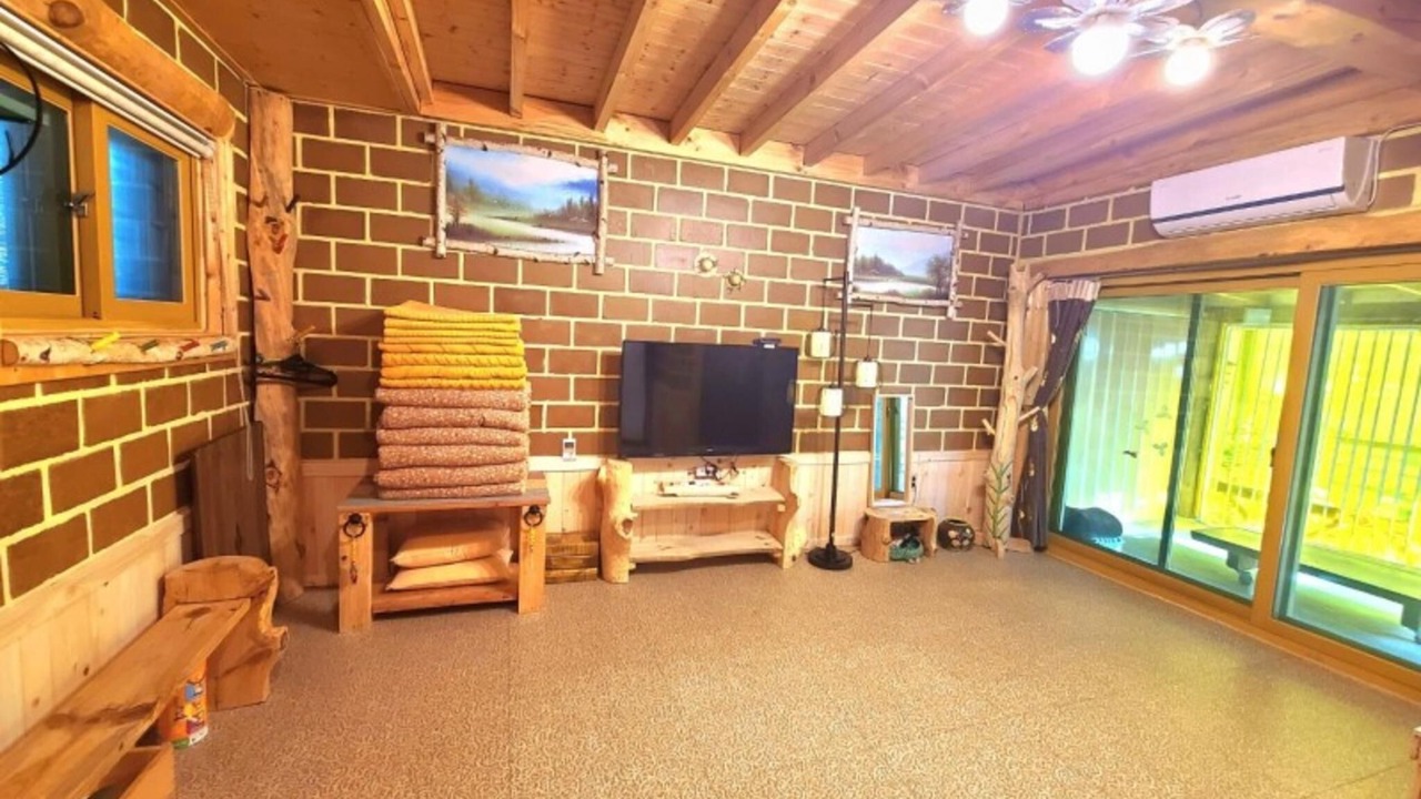 Photo of Bedroom in Seolcheon-myeon
