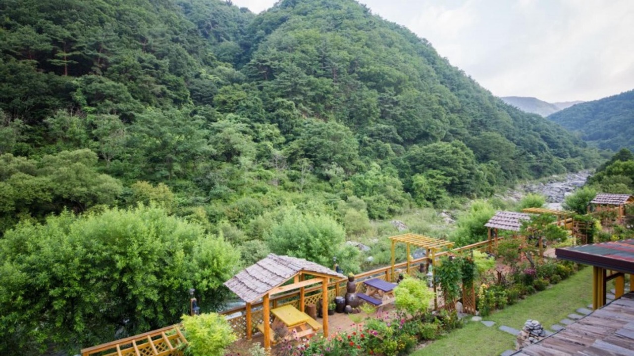Photo of Bedroom in Seolcheon-myeon