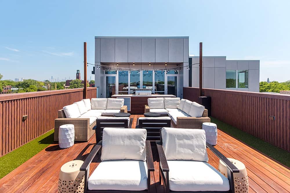 Photo of Patio Balcony in North Center